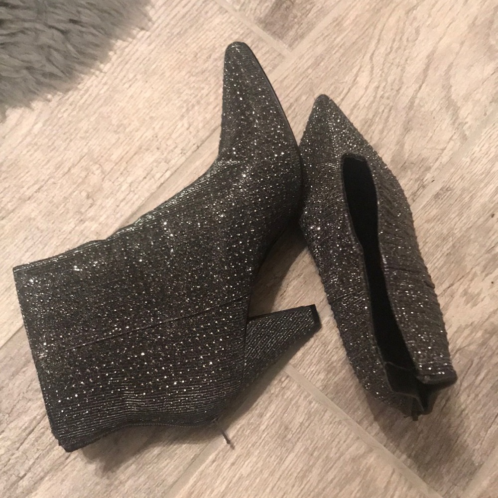 Steve Madden rhinestones sparkling boots 7.5